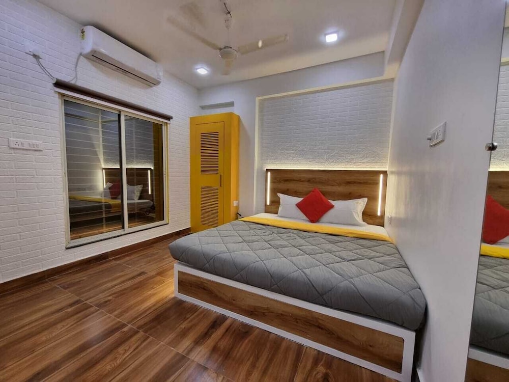 Studio Suite photo 1