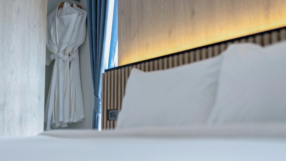 Family Suite - Photo 11