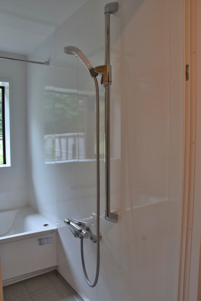 Japanese Style Room, 5 to 6 Tatami-mats, Common use Bathroom photo 2