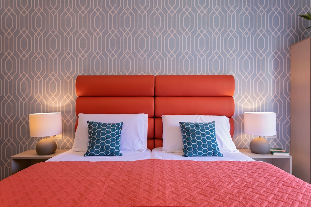 Superior Double or Twin Room, City View - Photo 38