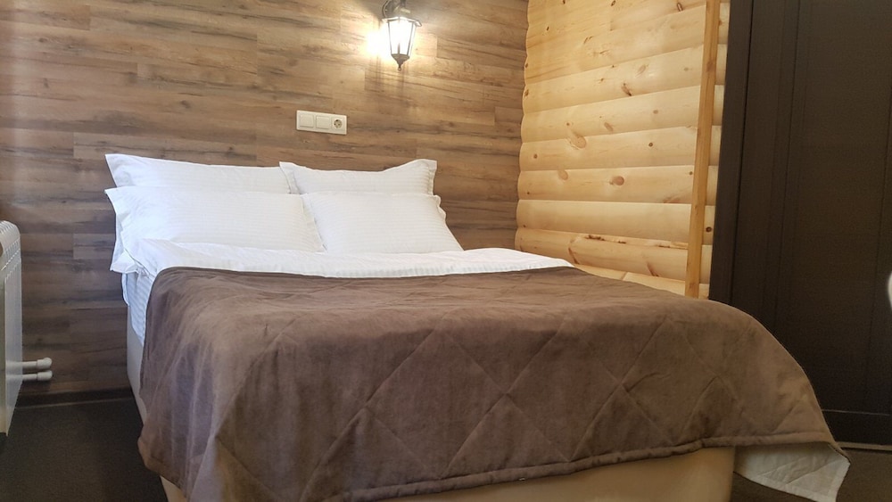 Luxury Single Room