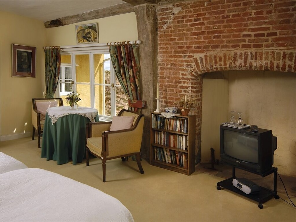Twin Room, Ensuite photo 2
