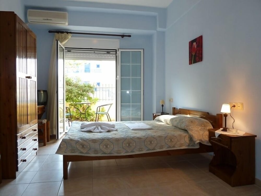 Apartment (3 People) photo 1