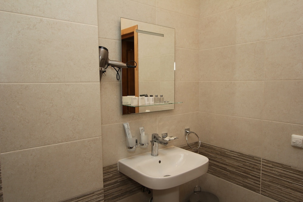 Superior Suite photo 2