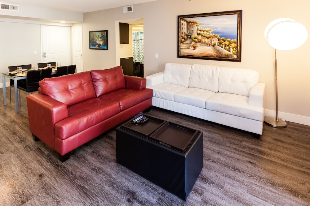 Deluxe Suite, 3 Bedrooms, Balcony photo 1