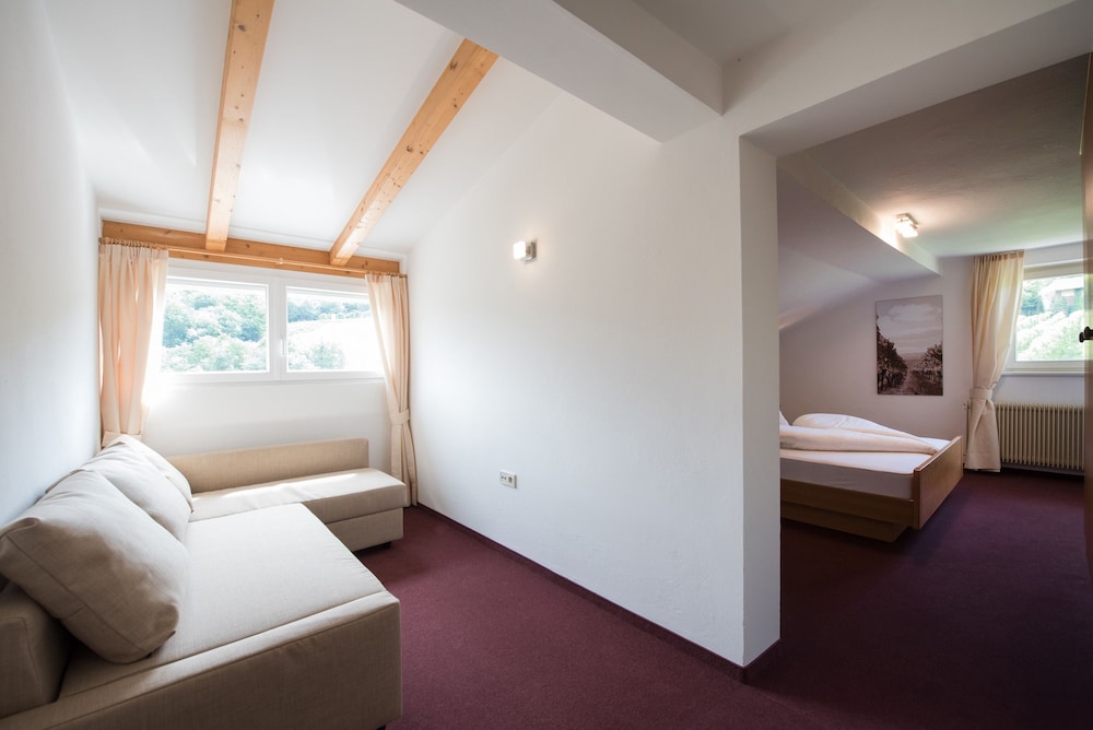 Grand Double Room, 1 Double Bed with Sofa bed photo 1