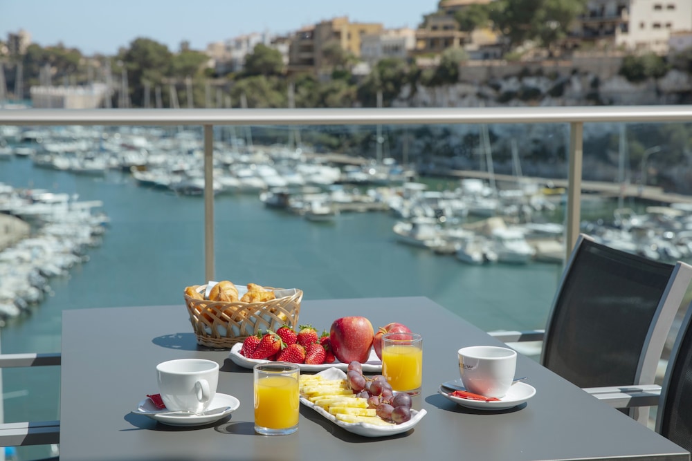 Premium Apartment, 1 Bedroom, Terrace, Harbor View