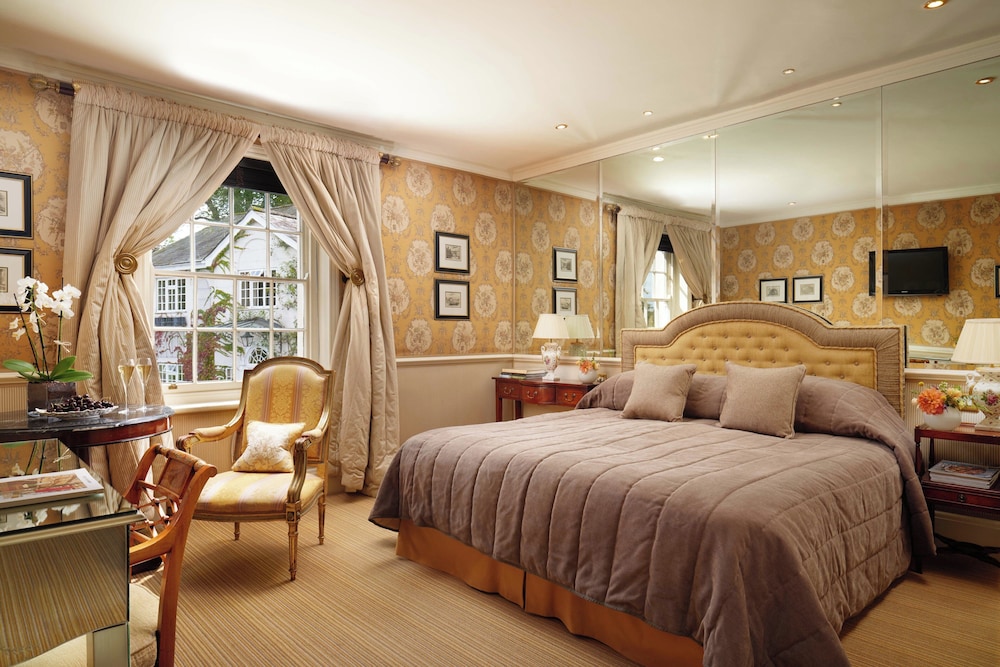 Classic Room, 1 King Bed photo 1