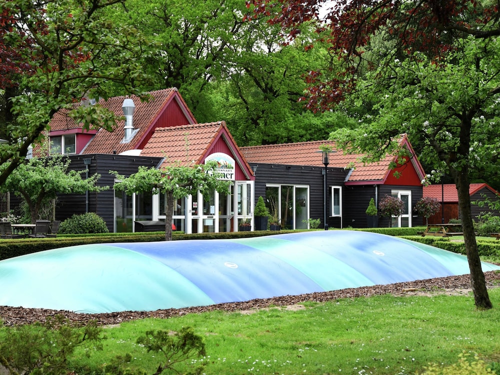 Classic Bungalow, 3 Bedrooms photo 2