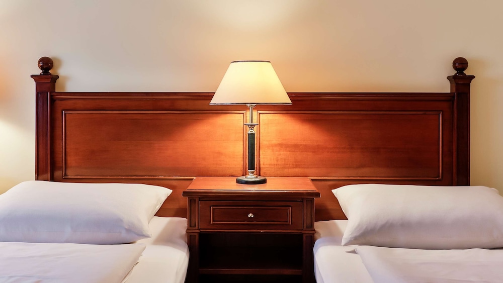 Comfort room with double bed or twin bed - Photo 2