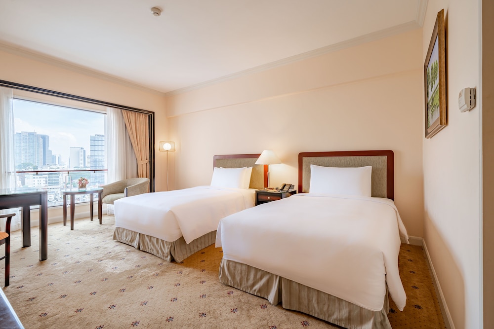 Deluxe Twin Room, City View