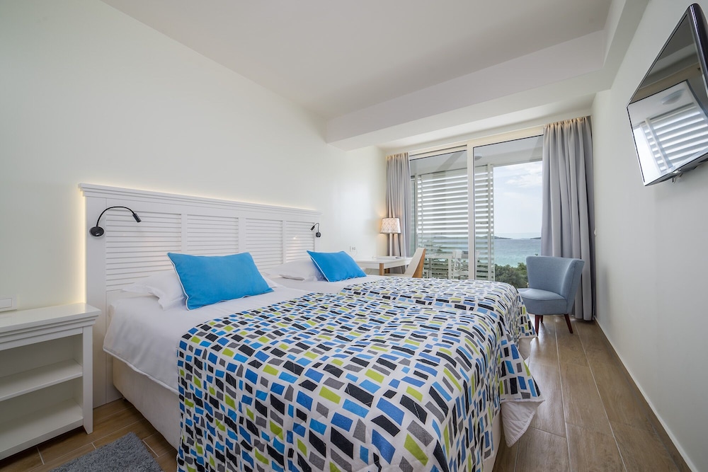 Double Room 22m² Sea View with Balcony