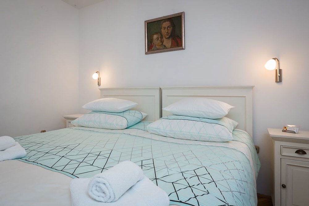 Apartment (APP 1) photo 3