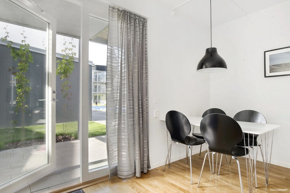 Family Apartment, 1 Bedroom, Pool View