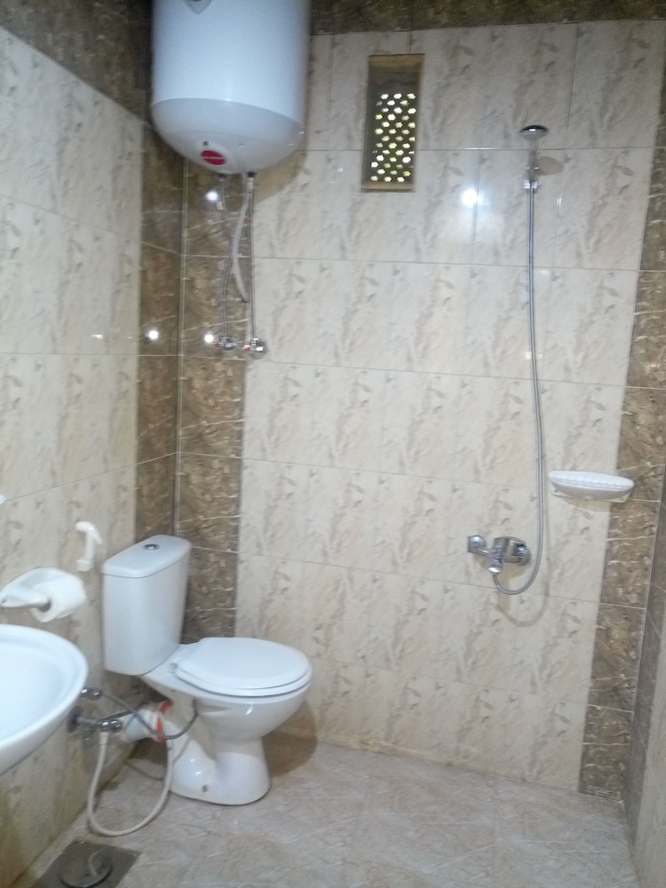 Quadruple Room, River View photo 2