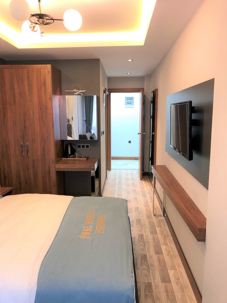 Superior Double Room with Lake View photo 3