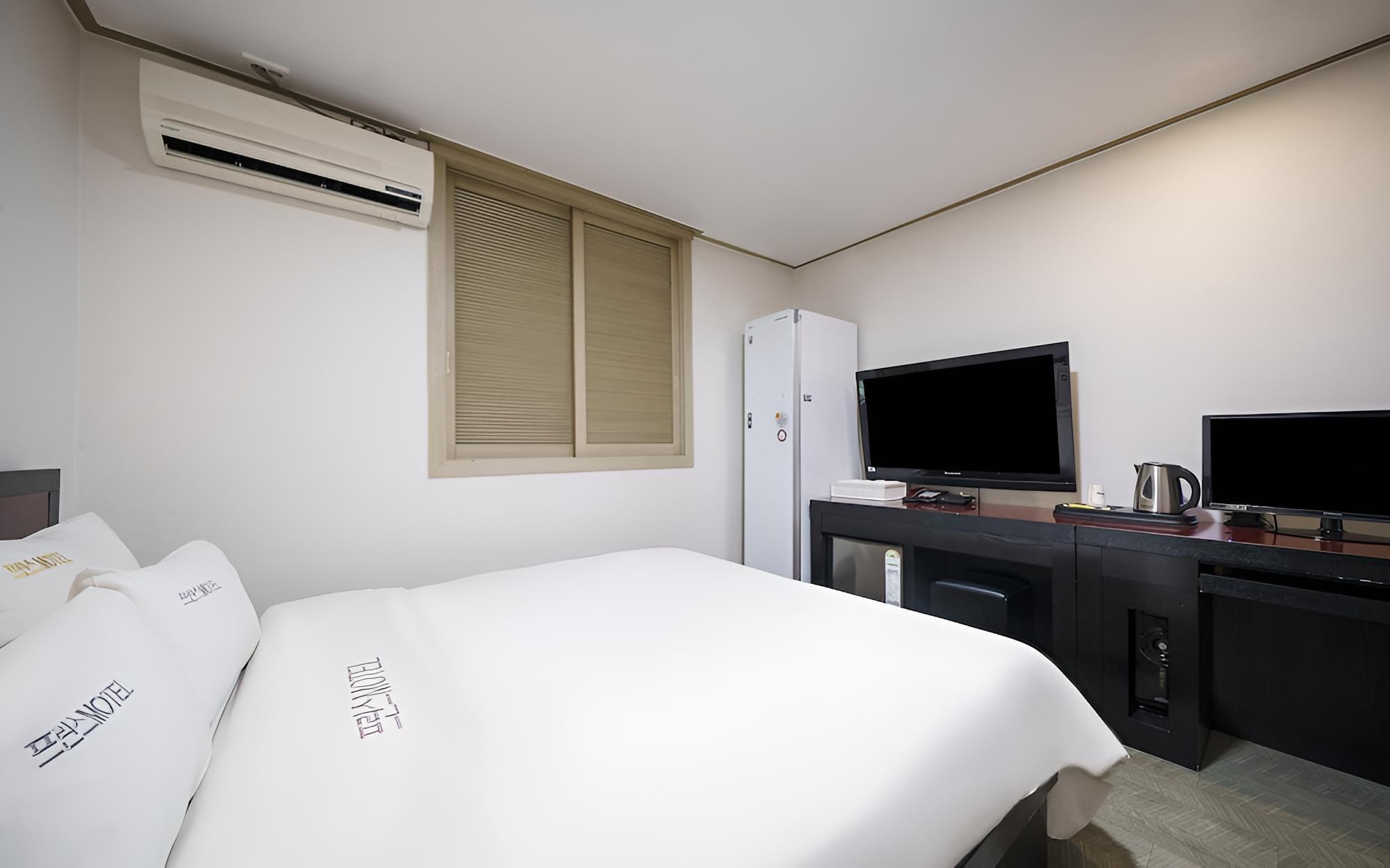 Room (Special Room (Netflix Available Massa) - Photo 3