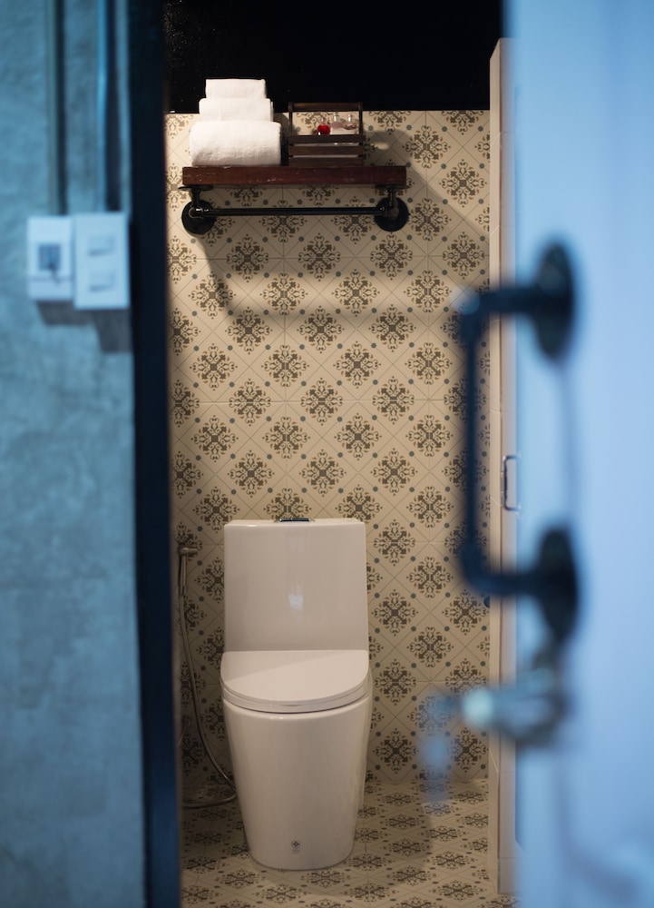 Triple Aircon Room with Shared bathroom photo 2