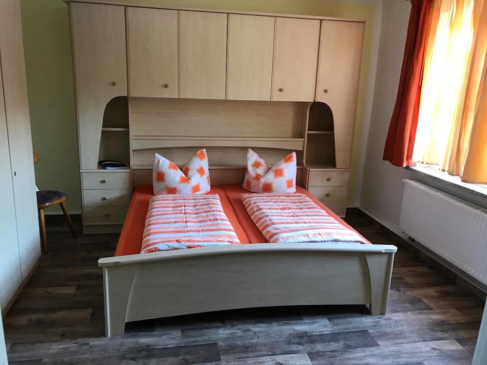 Business Double Room, 1 Double Bed, Pool View photo 1