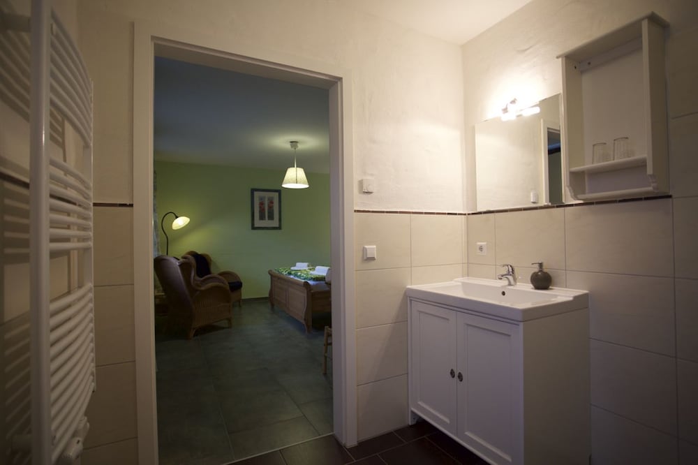 Basic Double Room, Accessible (Zimmer Nr.6) photo 2