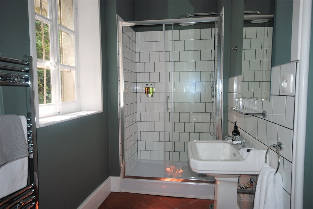 Deluxe Double or Twin Room, Private Bathroom photo 3
