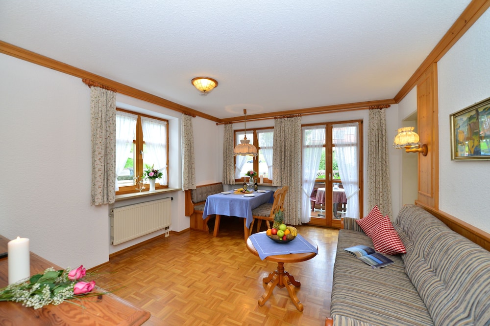 Comfort Condo, 1 Bedroom photo 3
