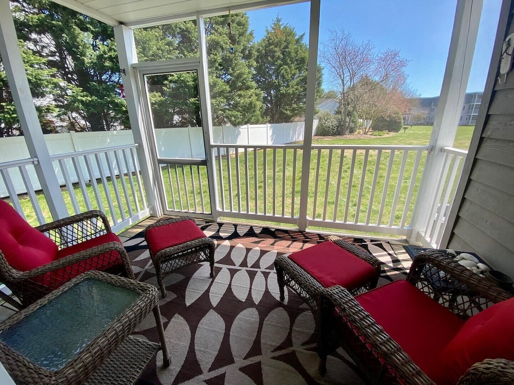 Condo, 2 Queen Beds, Kitchen, Garden View