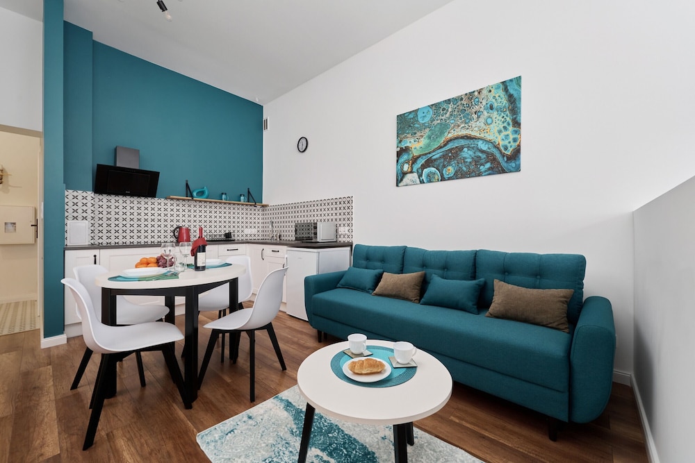 Studio, Kitchen