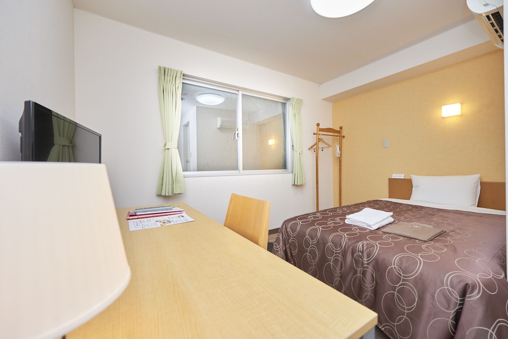 Semi-Double Room, Smoking photo 1