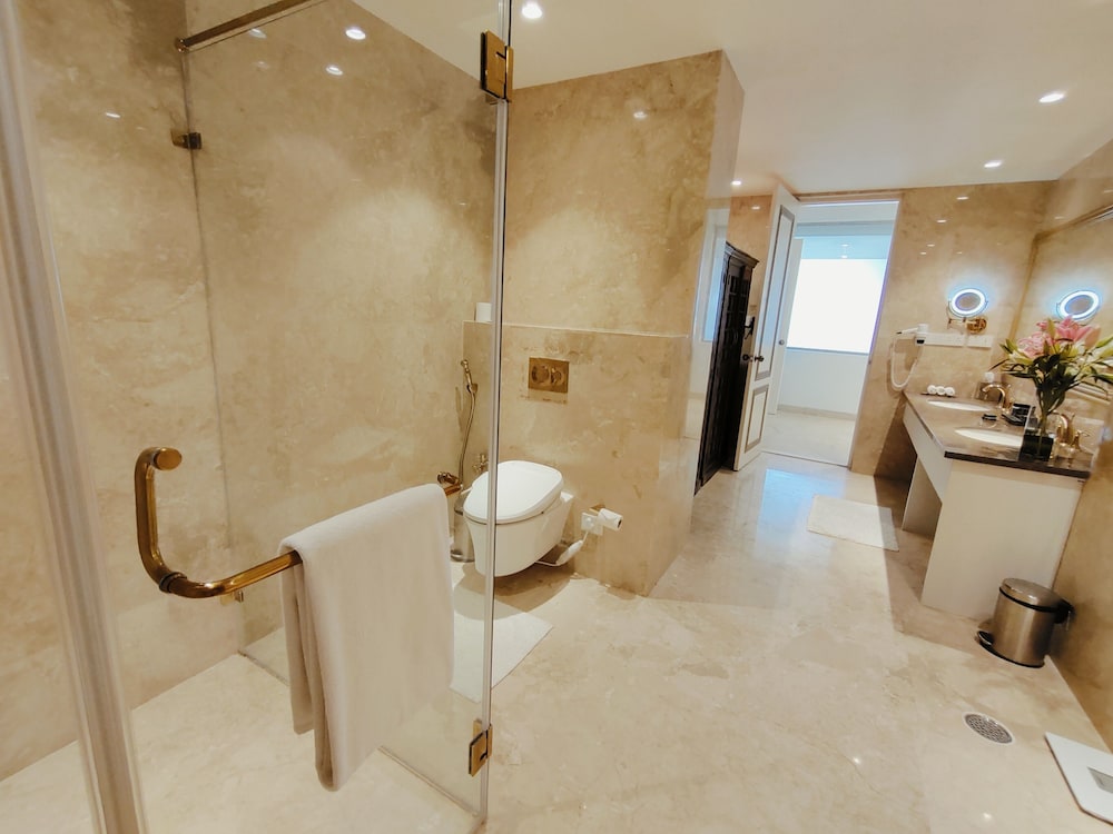 Studio Villa - First Floor - Photo 2