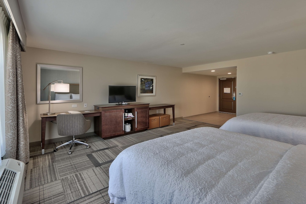 Studio Suite, 2 Queen Beds, Accessible, Non Smoking (Roll In Shower) photo 1