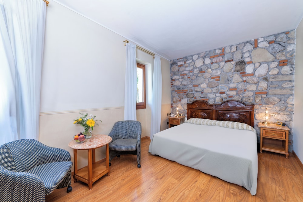 Classic Room - Photo 1