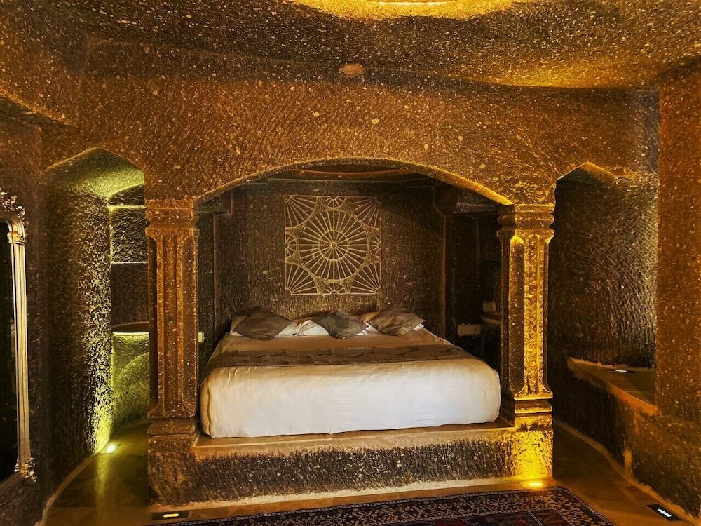 Sultan Cave Suite - Сьют Султанской Пещеры