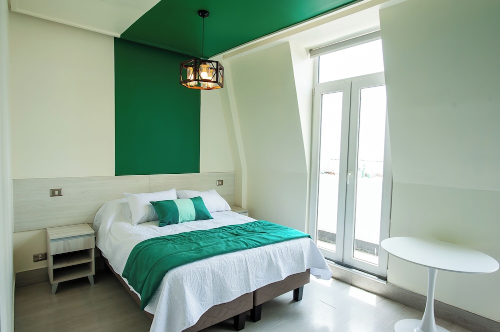 Superior Double Room, 1 Queen Bed, Balcony photo 3