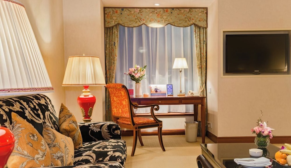 Superior Twin Room, City View