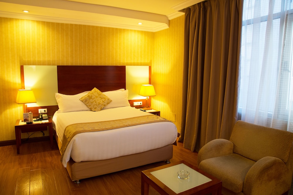 Standard Room - Photo 12