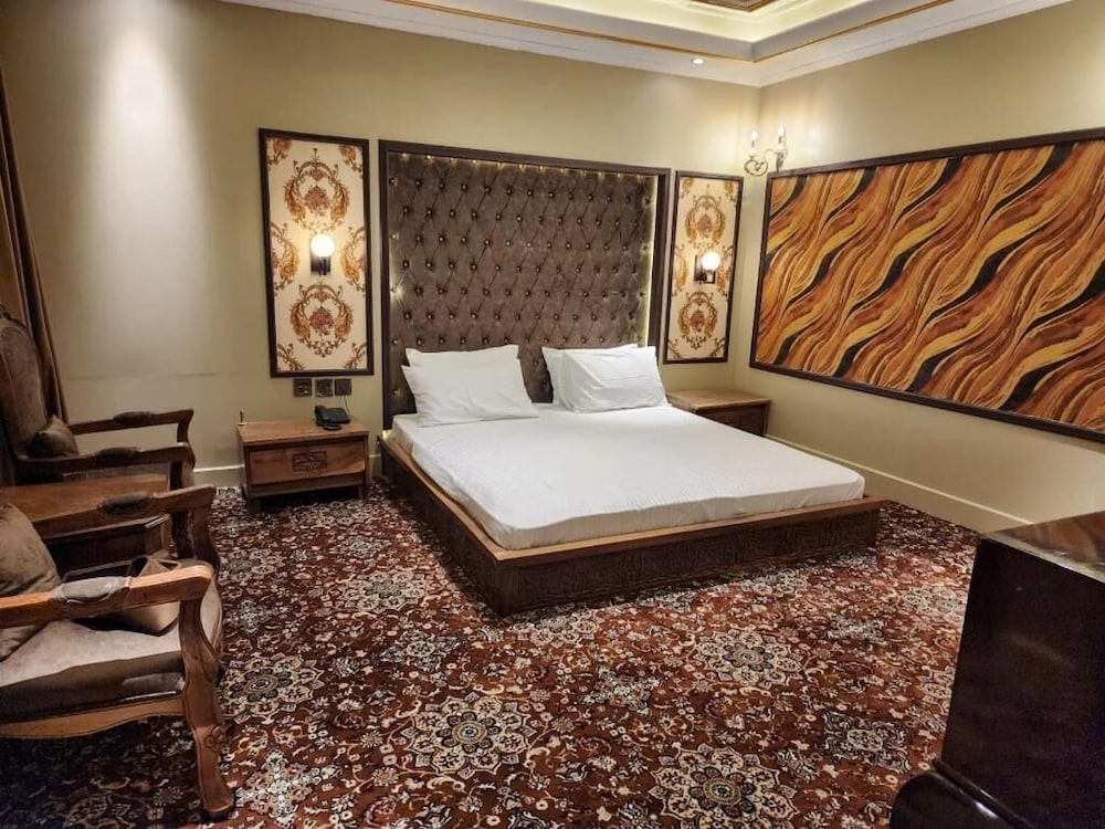Executive Room photo 1