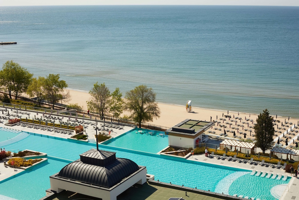 Deluxe Room, Balcony, Sea View photo 2