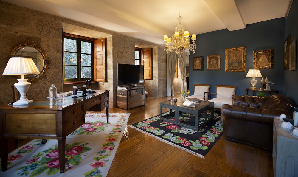 Grand Suite, 1 Bedroom (Single Use) - Photo 3