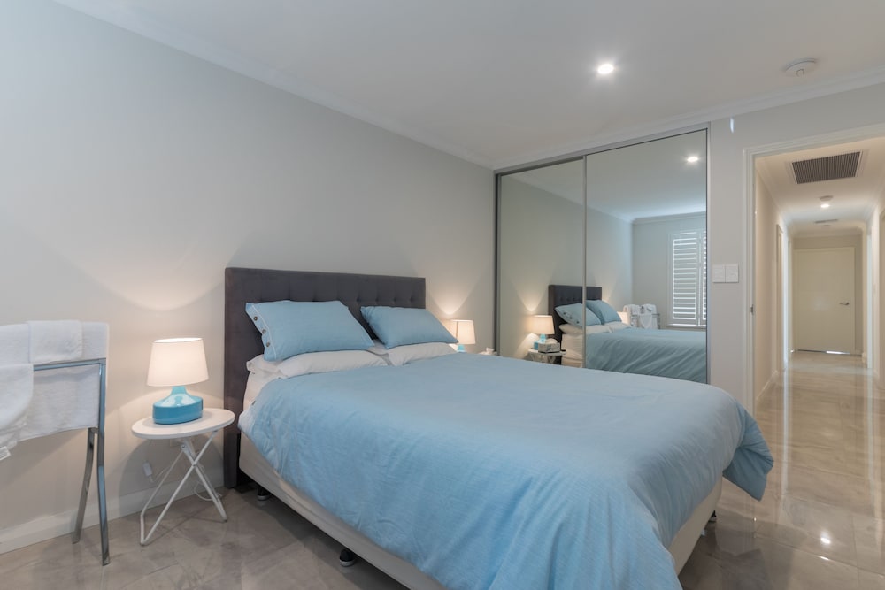 Superior Double Room, 1 Queen Bed photo 3