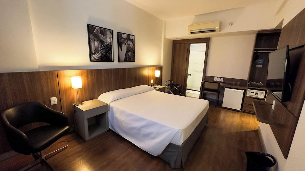 Vivenzo com Cama de Casal Superior Kit Cortesia photo 1