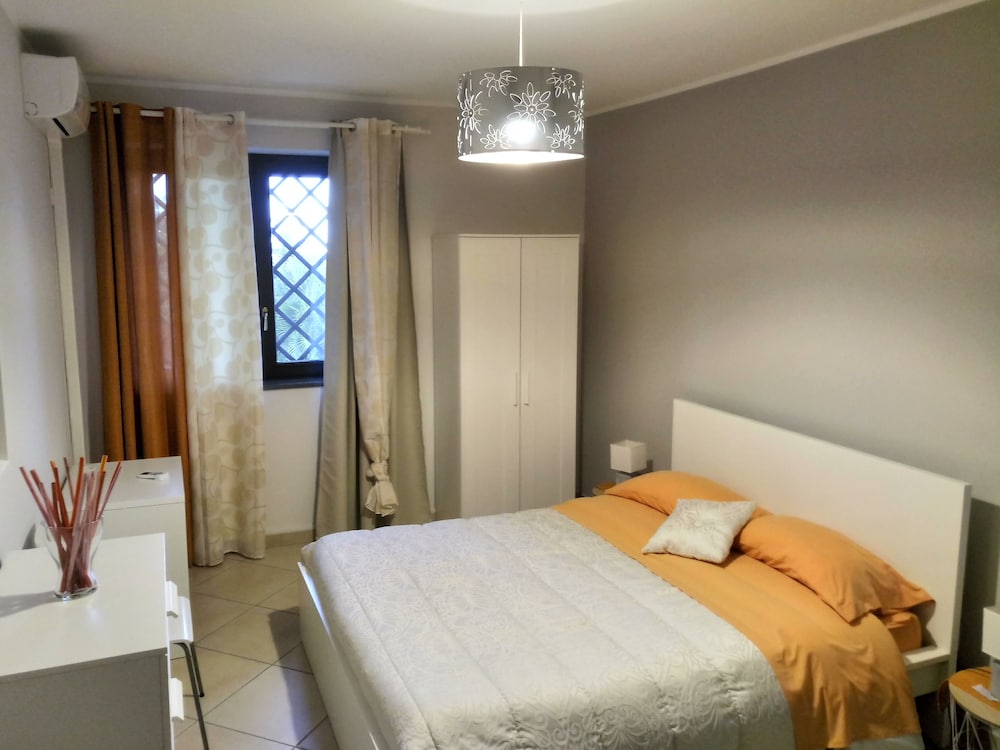 Deluxe Double or Twin Room, 1 Bedroom, Private Bathroom, Ocean View