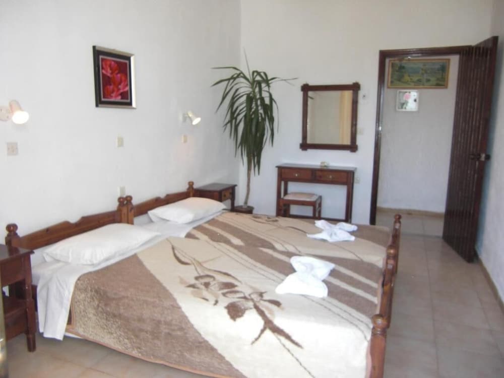 Basic Double Room