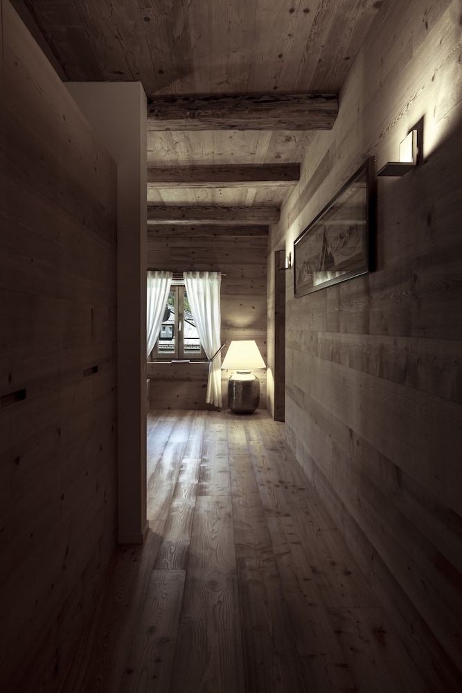 Suite (Colani Suite) photo 3