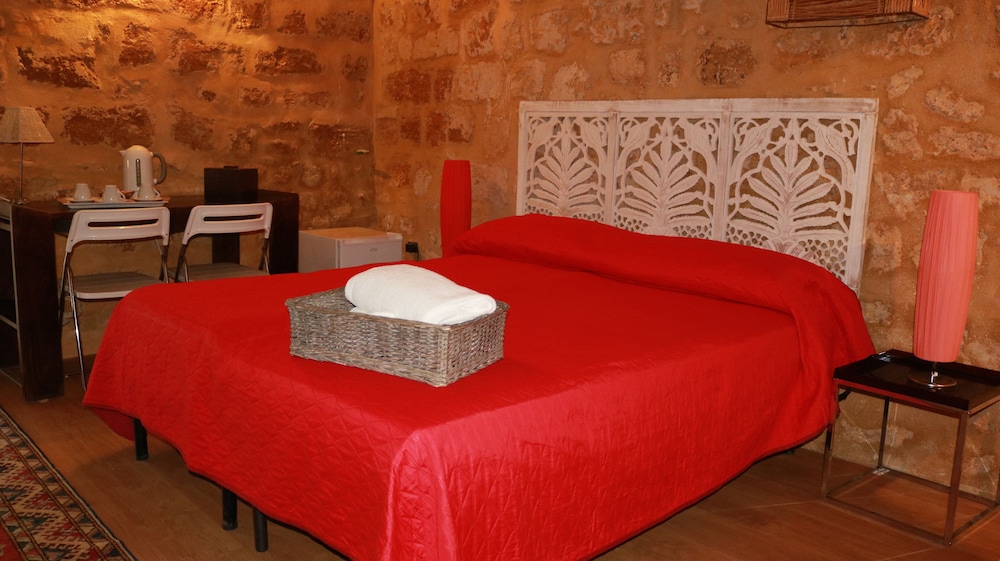 Deluxe Double Or Twin Room, Garden View