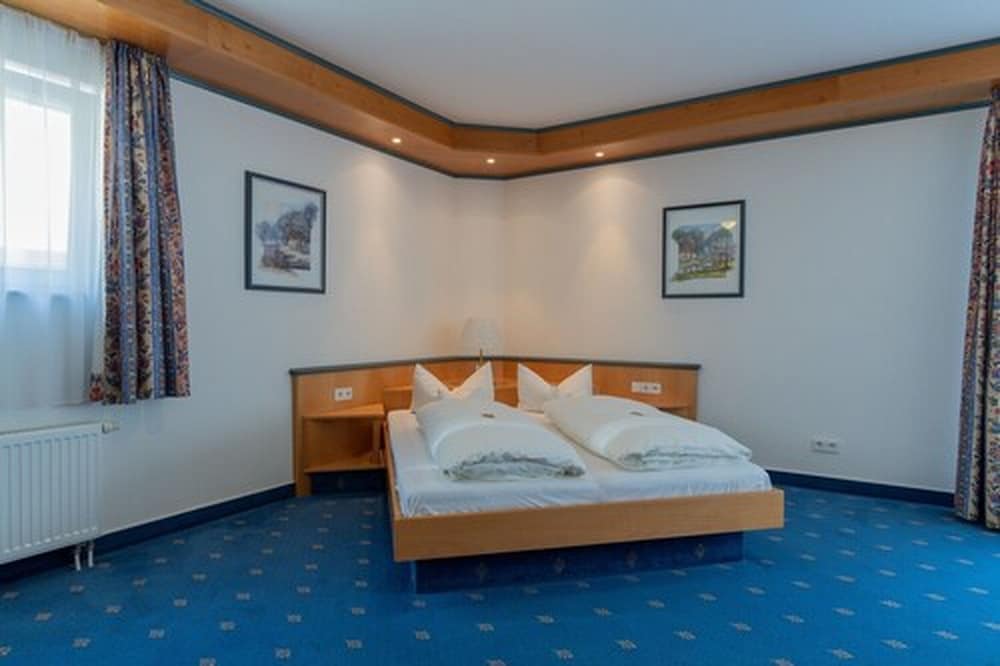 Deluxe Double Room - Photo 2