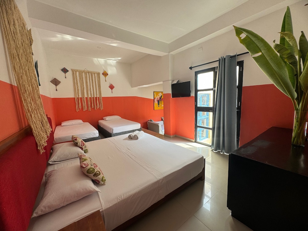 Family Quadruple Room, Pool View