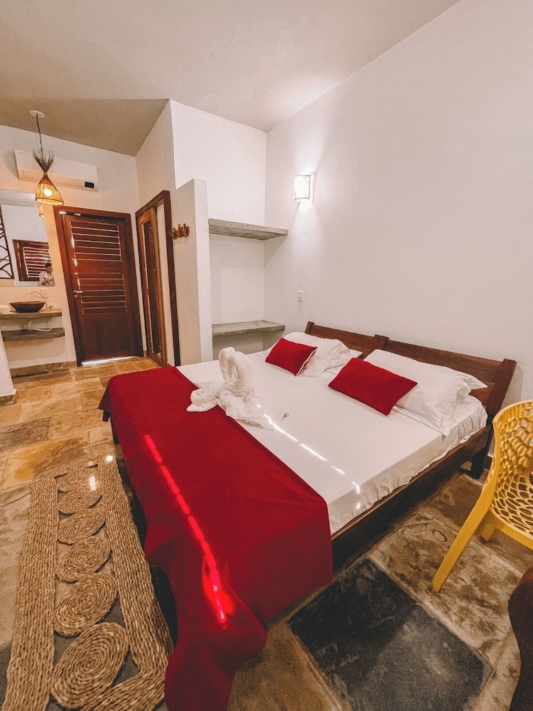 Superior Triple Room photo 2