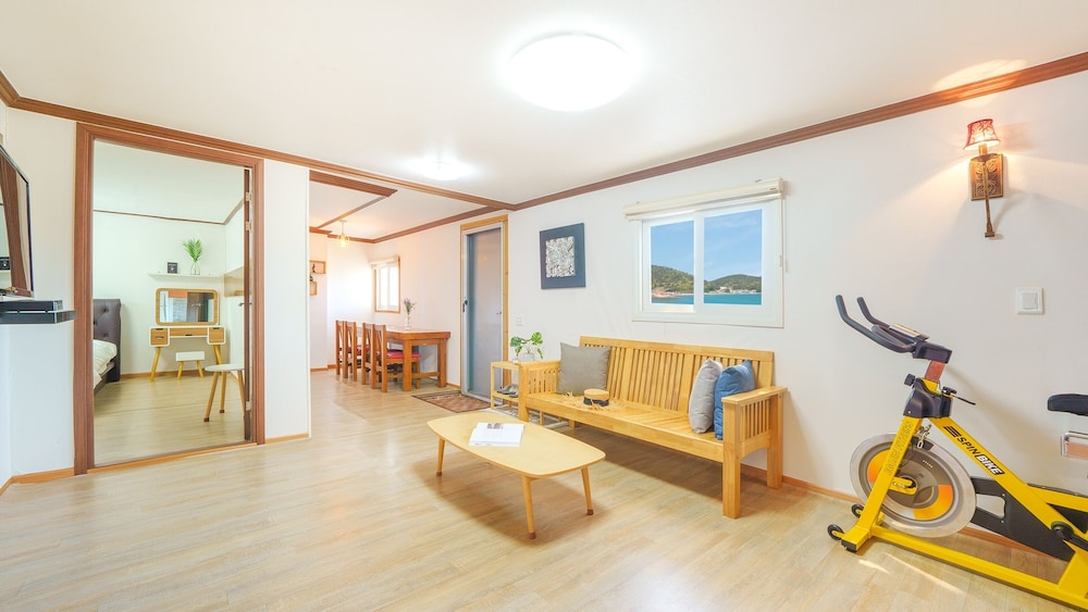 Basic Room, 1 Bedroom ([Oceanview]1) photo 1