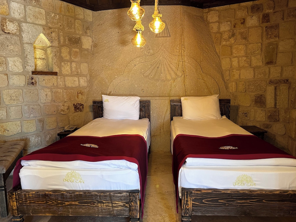 Standard Triple Room - Photo 6